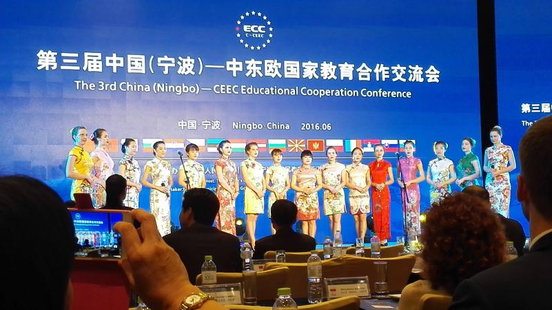 Transporto inžinerijos fakulteto mokslo prodekanas dalyvavo CEEC mokslo bendradarbiavimo konferencijoje Kinijoje