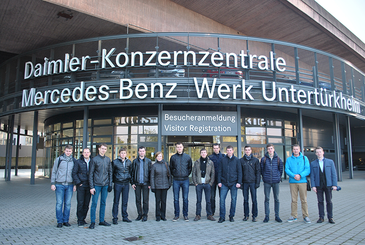Transporto technologinių įrenginių katedros studentų ir dėstytojų delegacija lankėsi Vokietijos universitetuose