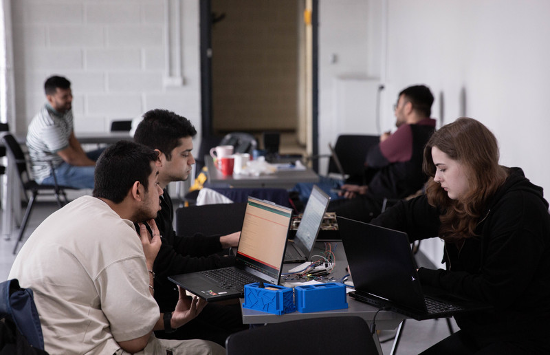 Students Gain Hands-On Experience in Innovation and Entrepreneurship through Innooctava Internships