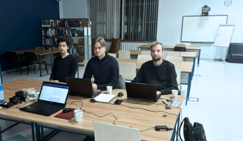 Elektronikos fakulteto studentai dalyvavo IEEEXtreme programavimo varžybose 18.0