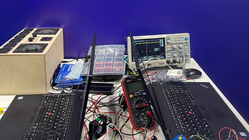 VILNIUS TECH Elektronikos fakultetas kviečia moksleivius į nemokamą vasaros stovyklą