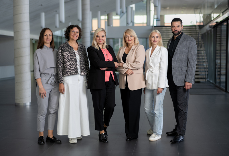 Nauja Verslo vadybos fakulteto komanda