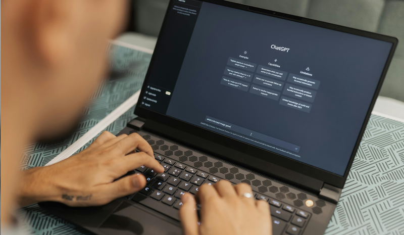 Nauja komunikacijos era: DI ir regos bei kalbos modeliai lietuvių kalboje