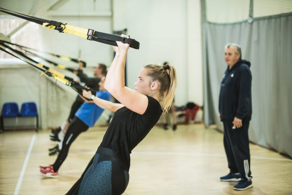 Sportuojantys studentai