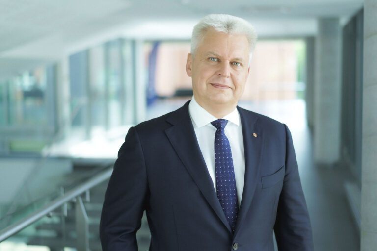 prof. dr. Dalius Navakauskas