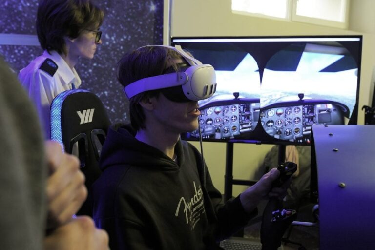 Skrydžio pilotavimo simuliatorius