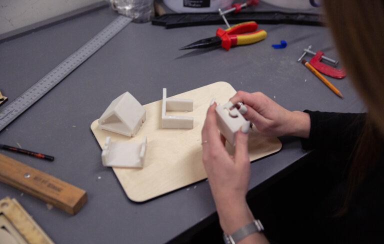 Studentai LinkMenų fabrike