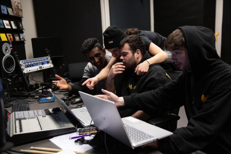 Studentai audio ceche