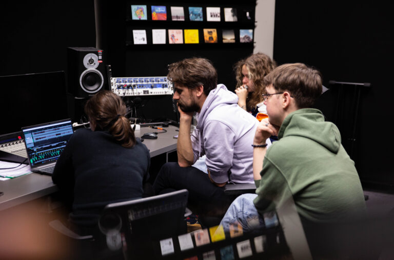 Studentai audio ceche