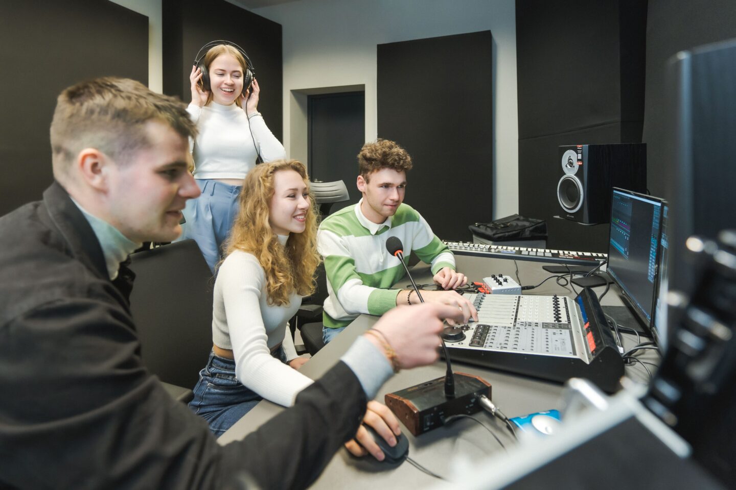 LinkMenų dirbtuvėse studentai