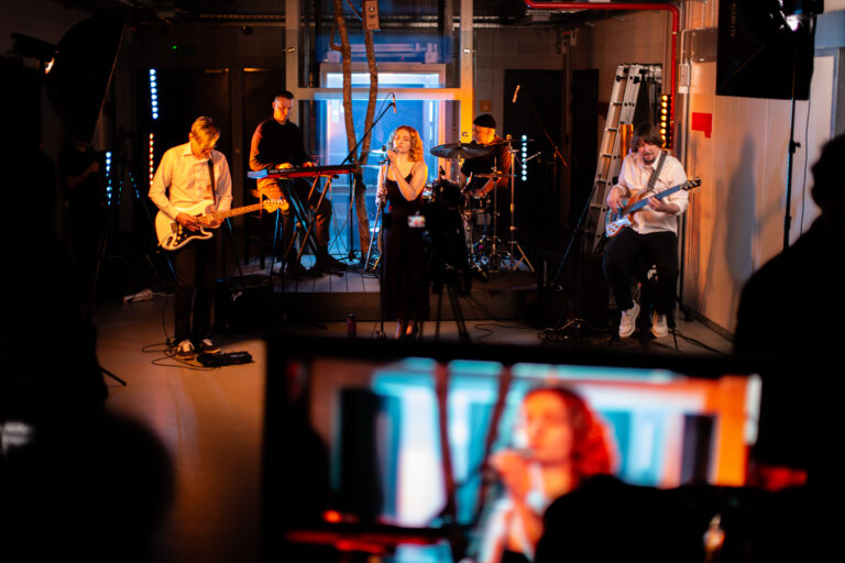 Muzikinio klipo filmavimas LinkMenų fabrike