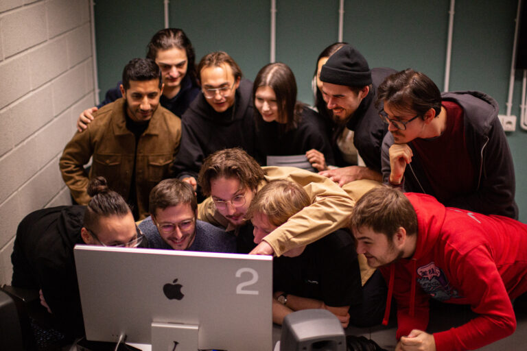 Žmonės LinkMenų fabrike