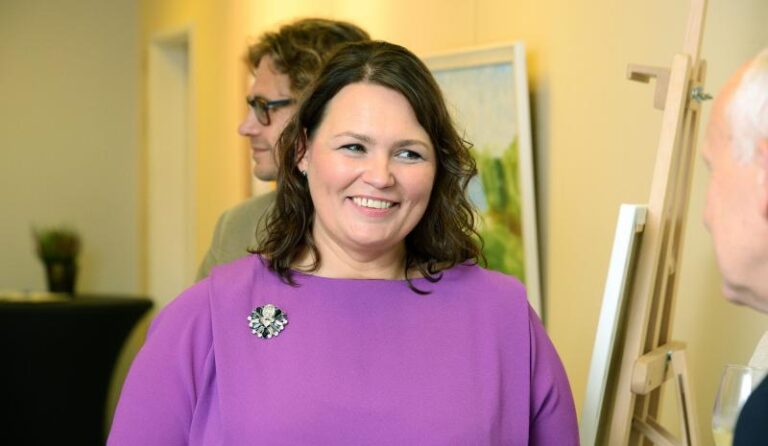 Pristatyta J. Tamošaitienės paroda „Nebandyta technika. Tapyba“