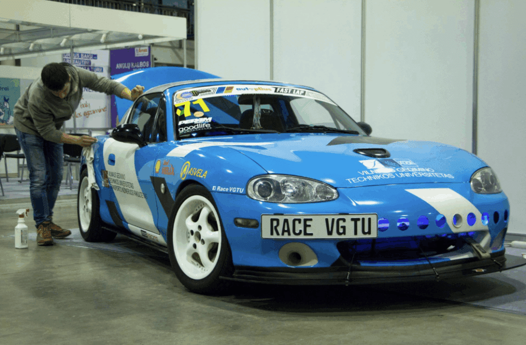 Transporto inžinerijos fakulteto automobilis