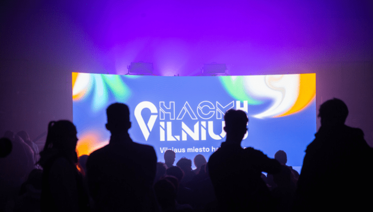 Vilniaus miesto hakatonas „Hack4Vilnius“ sugrįžta ir kviečia spręsti sostinės problemas kartu