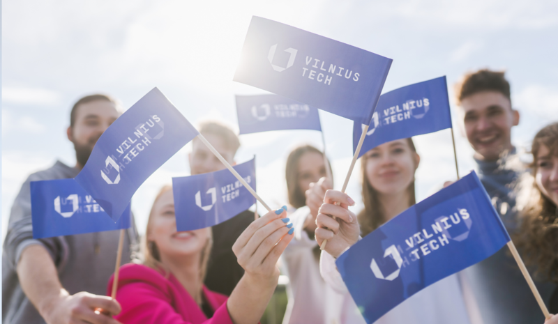 Challenges awaiting first year students: how to successfully start a new life chapter?