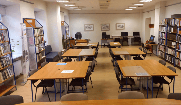Bibliotekos erdvės