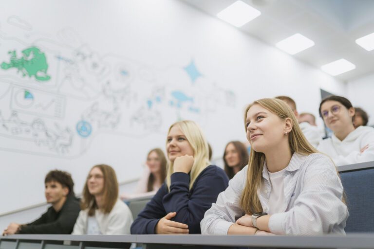 Studentai auditorijoje