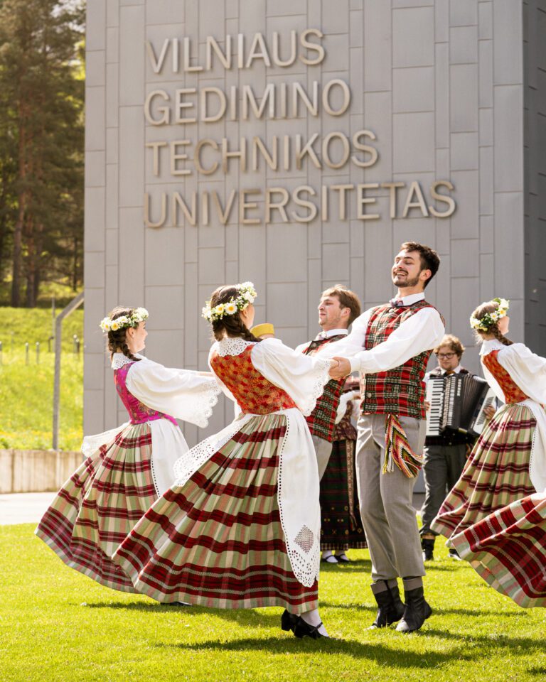 Kviečiame į tautinių šokių festivalį „Šoks šeimyna šokinį“