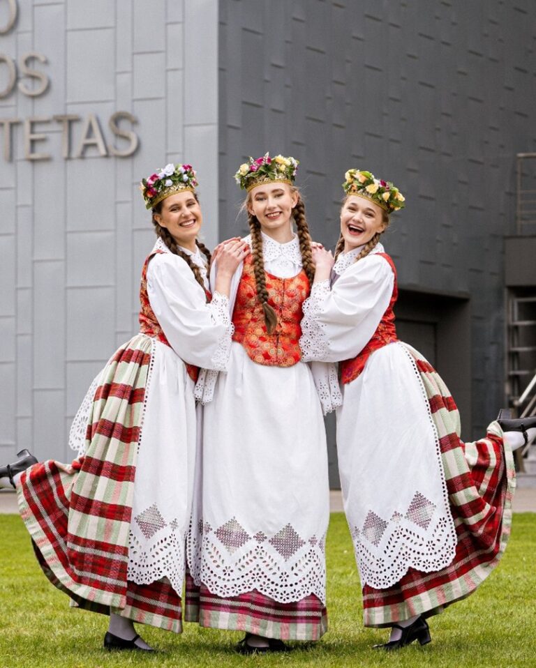 Marta, Viktorija, Kotryna