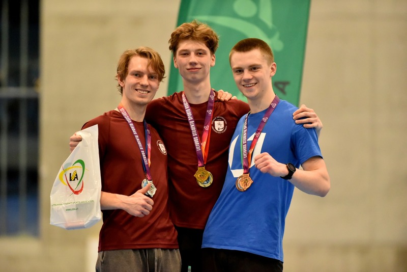 VILNIUS TECH lengvaatlečiai – sidabro ir bronzos medaliai studentų čempionate
