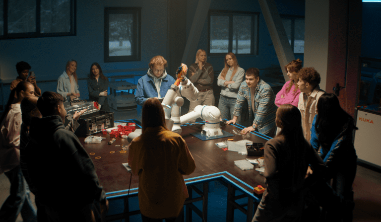 VILNIUS TECH pristato naują priėmimų kampaniją: kviečia išradimus pradėti nuo žaidimų