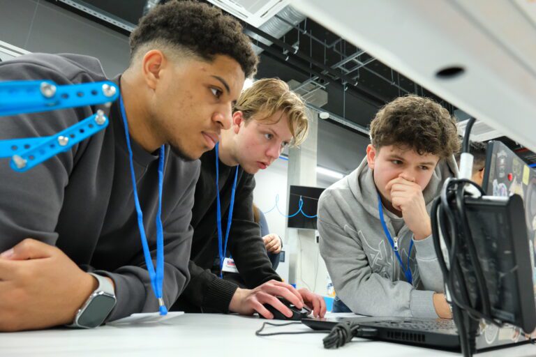 Įvyko tarptautinis „Reversinės logistikos ir aplinkos apsaugos“ BIP renginys studentams