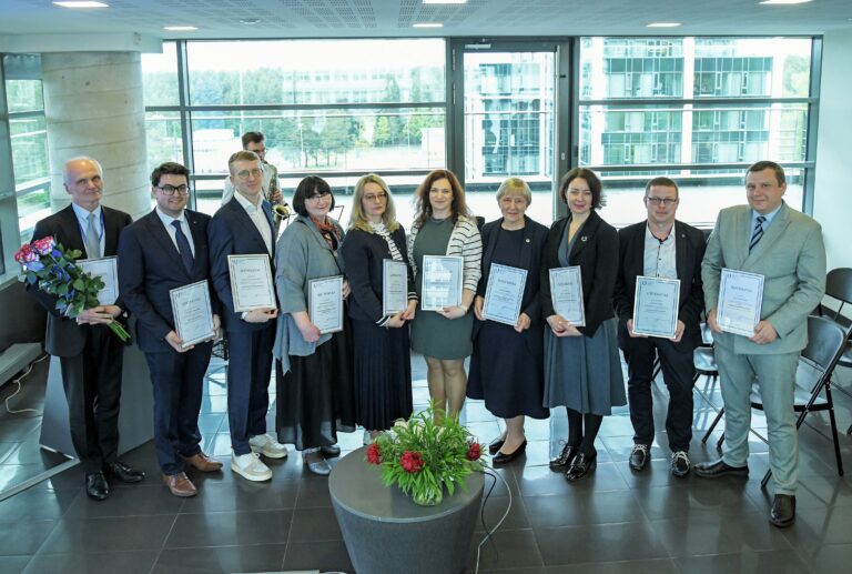 Geriausių dėstytojų apdovanojimų laureatai: įvertinimai, įkvepiantys bendruomenę