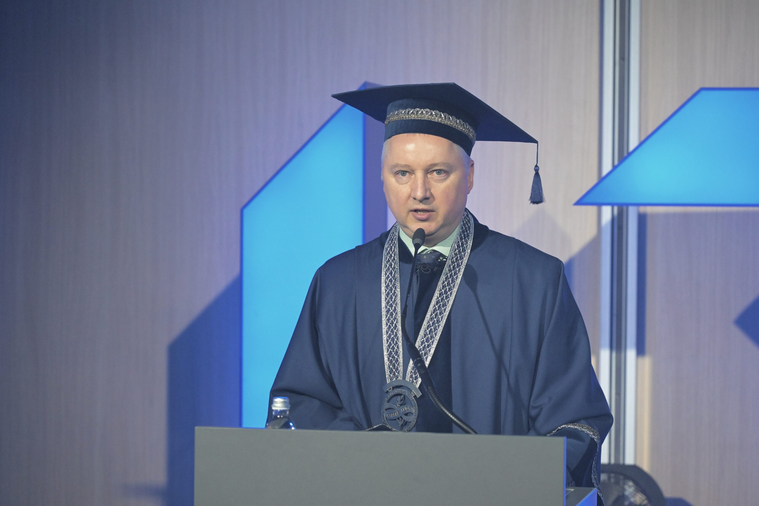 AGAI dekanas, docentas, dr. Linas Juknevičius