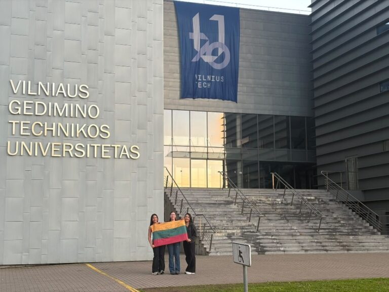 Mainų programų studentai užbaigė semestrą VILNIUS TECH: išsiveža žinias, draugystes ir patirtis