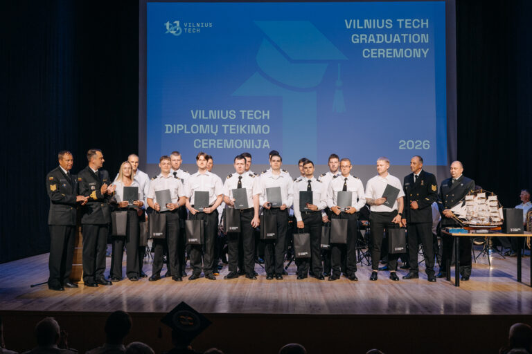 LJA diplomų įteikimo ceremonija