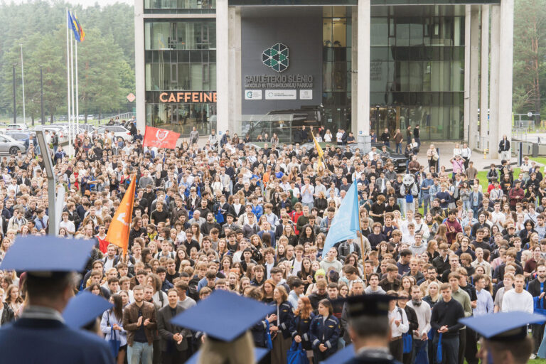 A new academic year has begun at VILNIUS TECH: students invited to be curious, bold, and shape the future [Photo Gallery]