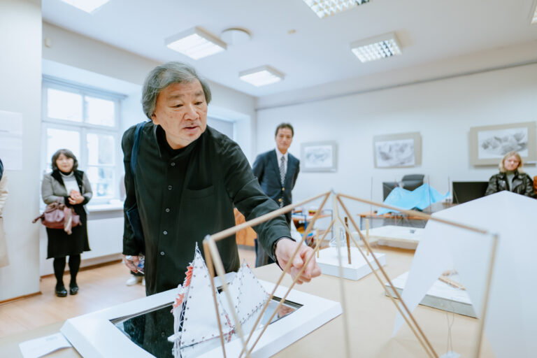 „Buvau labai nusivylęs savo profesija“: kaip gimė architekto Shigeru Ban legenda