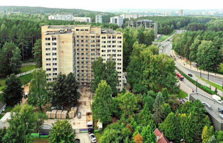 VILNIUS TECH begins renovating one of the largest dormitories in Saulėtekis: around €12.8 million allocated to improve students' living conditions