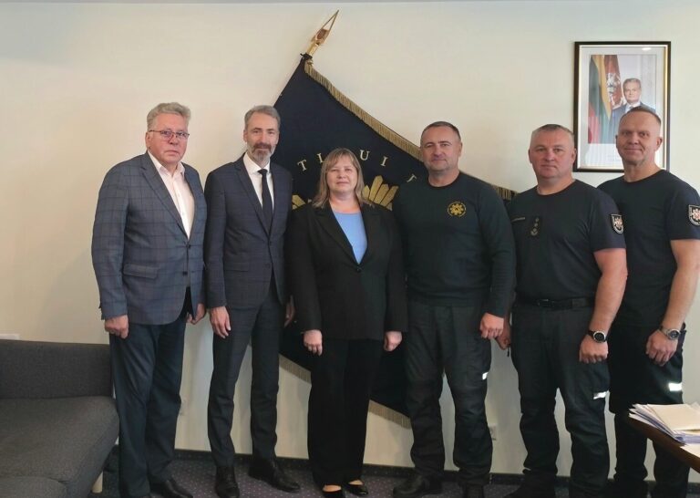 PAGD ir VILNIUS TECH stiprina bendradarbiavimą rengiant gaisrinės ir civilinės saugos specialistus